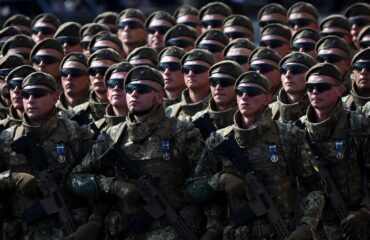 Οι Βρετανοί λένε πως αν οι Ουκρανοί βρουν 250.000 άνδρες θα κερδίσουν τους Ρώσους!