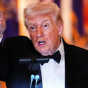 Ν.Τραμπ κατά του Ανωτάτου Δικαστηρίου: «Γελοία, ηλίθια και πολύ πολωτική σε διεθνές επίπεδο η απόφασή του»