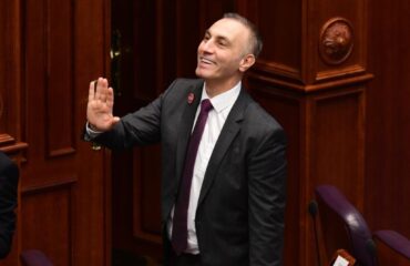 Α.Γκρούμπι: Στα χέρια των αρχών ο πρώην αντιπρόεδρος της κυβέρνησης των Σκοπίων για υπεξαίρεση δημοσίου χρήματος