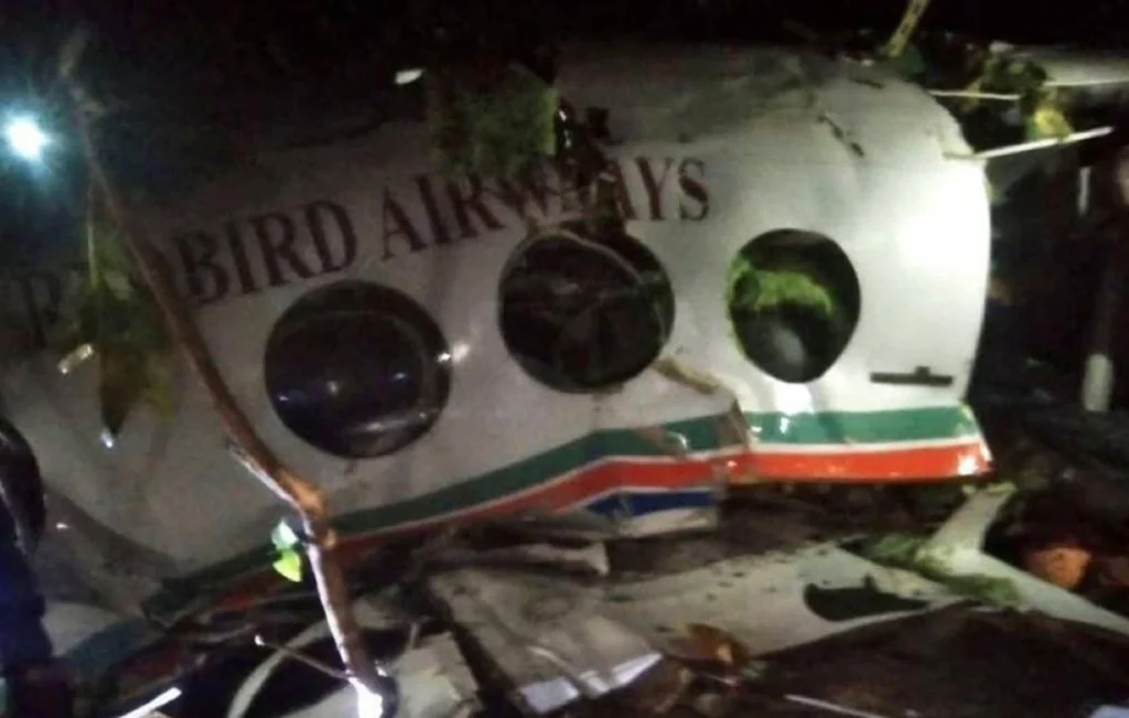 Αεροπορικό δυστύχημα στην Ινδία: Συνετρίβη αεροσκάφος που μετέφερε ασθενείς – Σε εξέλιξη η έρευνα για επιζώντες
