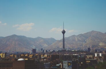 Το ΥΠΕΞ της Ινδίας καλεί τους πολίτες του να εγκαταλείψουν το Ιράν