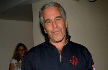 Χαμός με τα αρχεία Έπσταϊν: Ίσως υπάρχουν ακόμα χιλιάδες έγγραφα που δεν έχουν εντοπιστεί