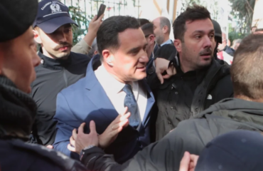 Α.Γεωργιάδης για επεισόδια στο Κρατικό Νίκαιας: «Έφαγα χτύπημα στο χέρι και ροχάλα»