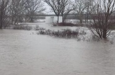 Έσπασαν τα αναχώματα στον Έβρο και πλημμύρισαν χιλιάδες καλλιεργήσιμα στρέμματα