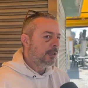 Γαστούνη: Ο ιδιοκτήτης περιπτέρου που δέχθηκε επίθεση από 20 Ρομά κλείνει την επιχείρησή του- «Τυχερός που γλίτωσα»