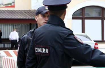 Νεκρός τροχονόμος στη Μόσχα: Είχε τοποθετηθεί εκρηκτικός μηχανισμός κάτω από το περιπολικό! (βίντεο)