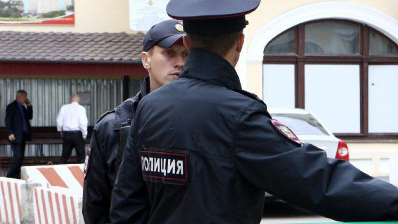 Νεκρός τροχονόμος στη Μόσχα: Είχε τοποθετηθεί εκρηκτικός μηχανισμός κάτω από το περιπολικό! (βίντεο)