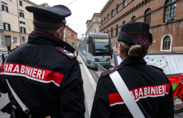 Ιταλία: 85χρονος επιτέθηκε με μπαλτά στην 41χρονη νύφη του – Της είχε στήσει ενέδρα