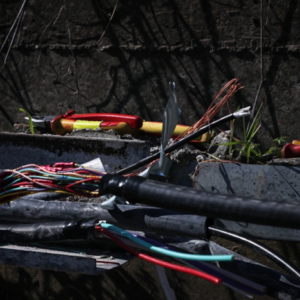 Δείτε εικόνες από τη δολιοφθορά στην τηλεδιοίκηση της γραμμής Αθήνα-Θεσσαλονίκη (φώτο)