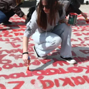 Συλλαλητήριο για τα Τέμπη: Έγραψαν ξανά τα ονόματα των νεκρών (φωτογραφίες)