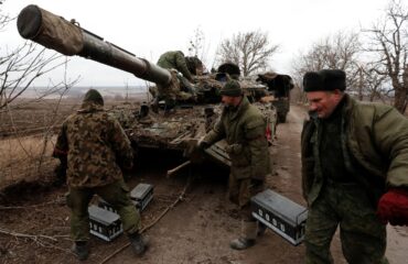 Ρωσία-Ουκρανία: Δύσκολο το εδαφικό – «Παγώνει» διαπραγματεύσεις και μάχες