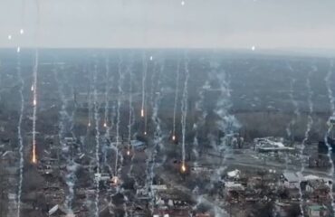 Ανηλεής βομβαρδισμός της Κονσταντίνοφκα – Για 5η χρονιά προσπαθούν οι Ρώσοι να διασπάσουν τις ουκρανίκές άμυνες