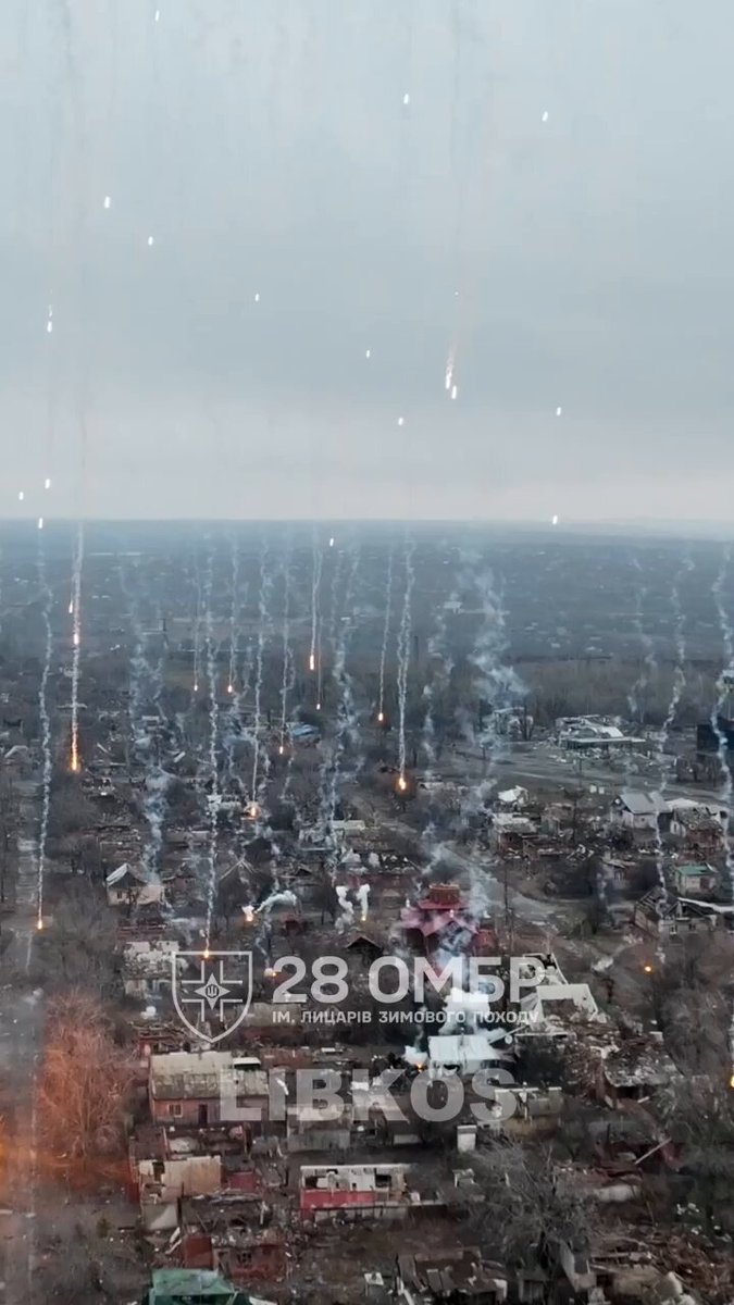 Ανηλεής βομβαρδισμός της Κονσταντίνοφκα – Για 5η χρονιά προσπαθούν οι Ρώσοι να διασπάσουν τις ουκρανίκές άμυνες