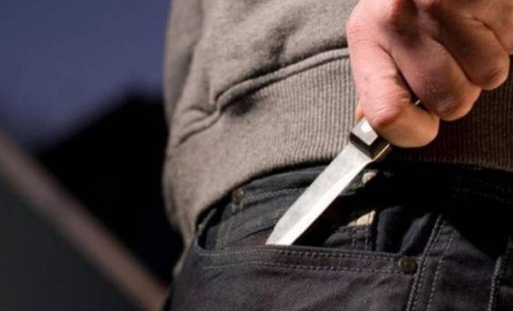 Άγριο φονικό στην Κόρινθο: Μαχαίρωσαν μέχρι θανάτου 17χρονο – Οι Αρχές «βλέπουν» συμπλοκή πριν το μοιραίο συμβάν