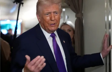 «Απογοητευμένος» ο Ν.Τραμπ για τις διαπραγματεύσεις με το Ιράν: «Θα προτιμούσα να το κάνω με ειρηνικό τρόπο»