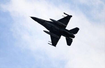 Δεκάδες πλήγματα κατά ιρανικών στόχων από αμερικανικά μαχητικά και πυραύλους cruise!