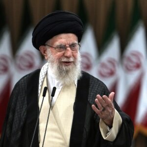 Fox News: «Νεκρός ο Αλί Χαμενεΐ μαζί με άλλους 5-10 ανώτερους αξιωματούχους του Ιράν»