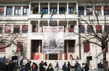 Τέμπη: Πλήθος κόσμου στις συγκεντρώσεις σε Κρήτη, Πάτρα, Λάρισα και Ιωάννινα – Δείτε εικόνες