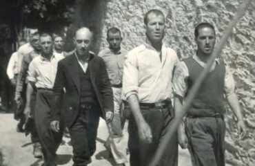 Στο υπουργείο Πολιτισμού πέρασαν οριστικά οι 262 φωτογραφίες των εκτελεσθέντων της Καισαιριανής