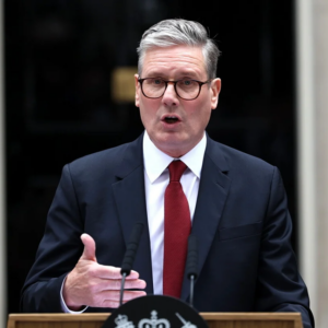 Κιρ Στάρμερ: «Βρετανικά αεροσκάφη επιχειρούν στη Μέση Ανατολή»