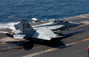 Οργισμένη διάψευση από την  CENTCOM ότι κτυπήθηκε το USS Abraham Lincoln: «Ψέμματα»