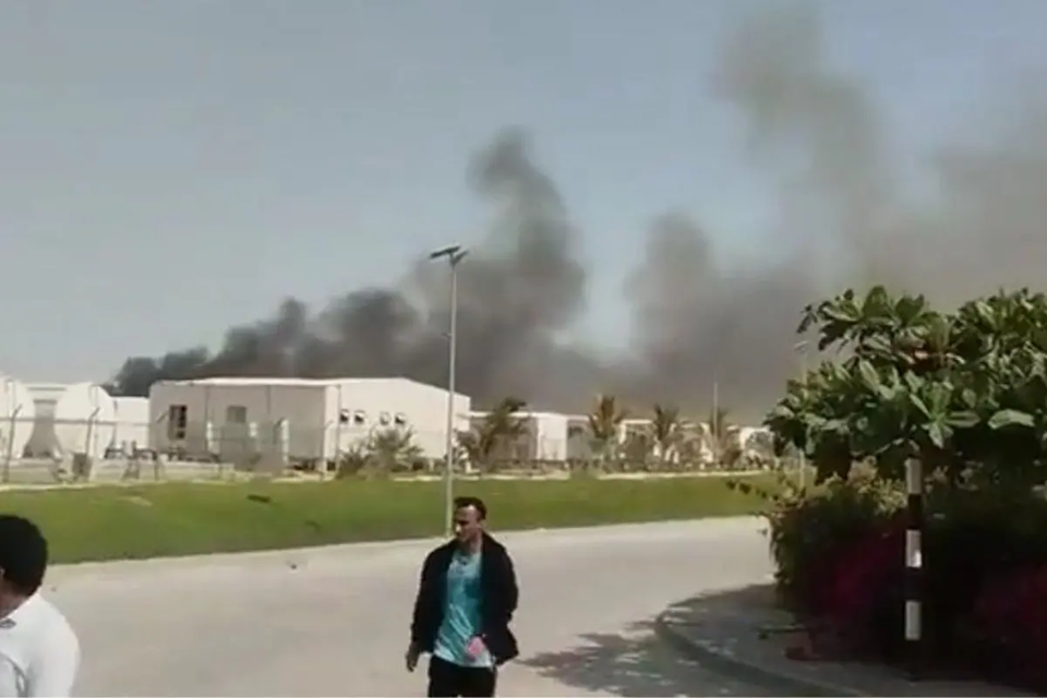 Το Ιράν κτύπησε πετρελαιοφόρο ανοικτά των ακτών του Ομάν – 4 τραυματίες (βίντεο)