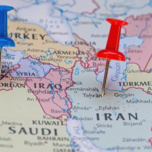 Τελεσίγραφο Ιράν: «Οι αραβικές χώρες να κλείσουν τις αμερικανικές βάσεις – Γι αυτό υπάρχουν τα χτυπήματα»