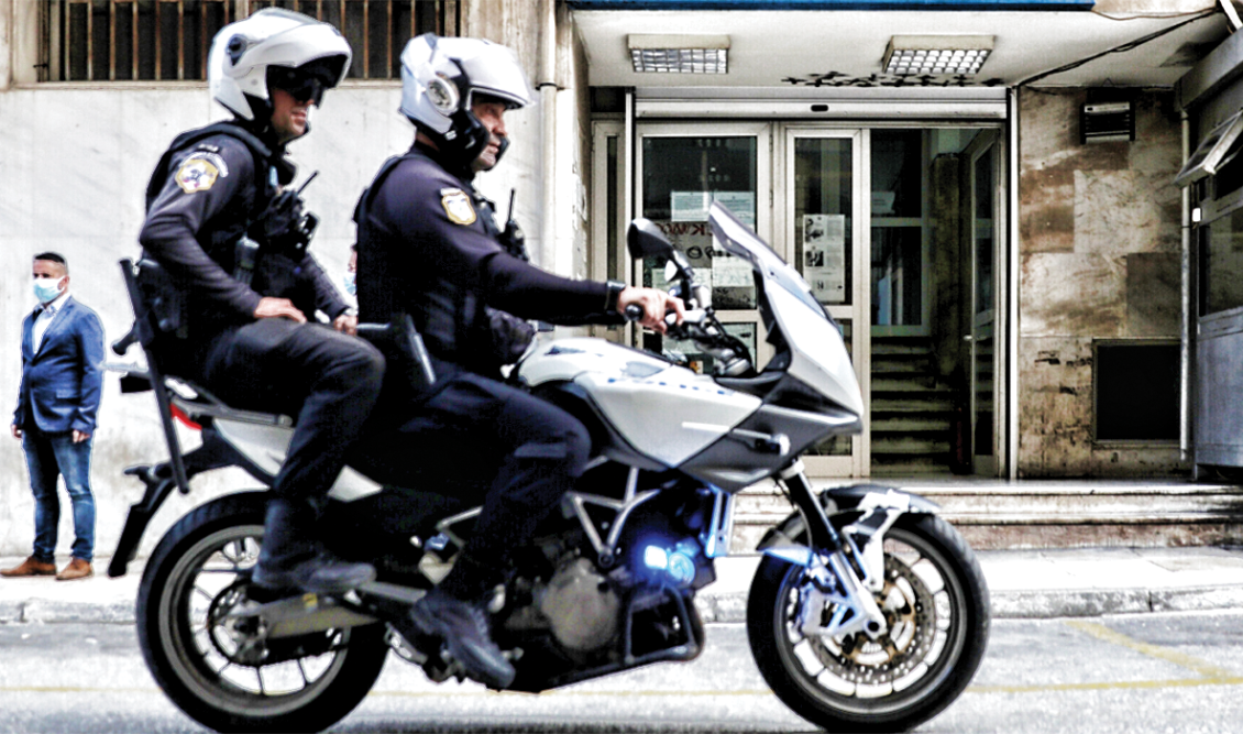 Διευθυντής Λυκείου στις Αχαρνές συνελήφθη για προσβολή γεννετήσιας αξιοπρέπειας εις βάρος 17χρονης μαθήτριας