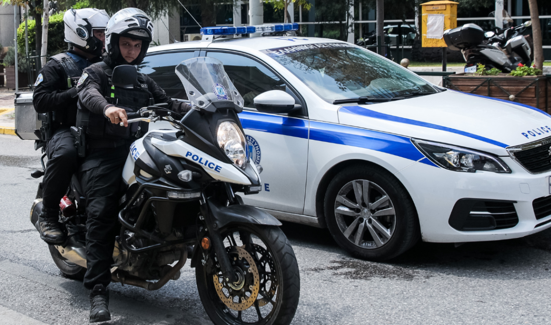 Ρομά παρίσταναν τους υπαλλήλους εταιρείας ρεύματος για να κλέψουν σπίτι στον Βύρωνα – Συνελήφθησαν επ’αυτοφόρω