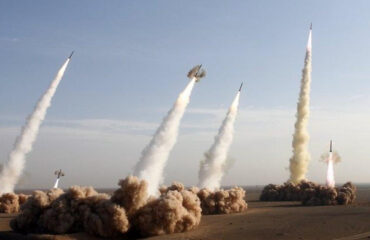 Μπαχρέιν: «Τα συστήματα αεράμυνας αναχαίτισαν νέο κύμα ιρανικών επιθέσεων με βαλλιστικούς πυραύλους και drones»