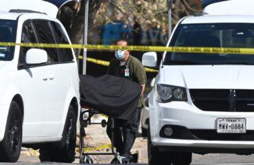 Ένοπλη επίθεση στο Τέξας: Mπλούζα με την ιρανική σημαία φορούσε ο 53χρονος δράστης