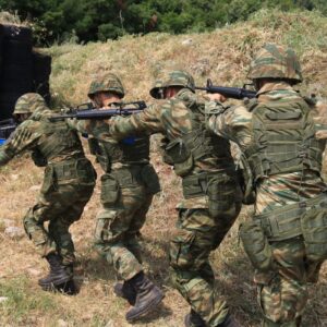 Επιστράτευση στην Ελλάδα: Δείτε πότε γίνεται και ποιους περιλαμβάνει – Οι ηλικίες