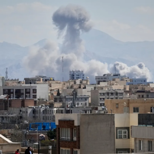 Ισραηλινός Στρατός: «Κτυπήσαμε γραφεία της ιρανικής υπηρεσίας πληροφοριών στην Τεχεράνη» (βίντεο)