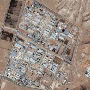 Ιράν: Ισχυρές εκρήξεις κοντά σε πυρηνική εγκατάσταση και αεροπορική βάση στο Ισφαχάν