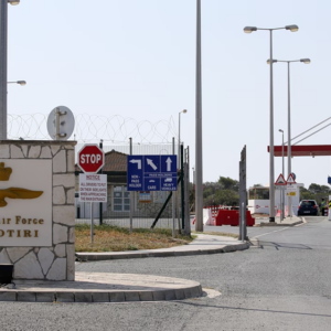 Στρατιωτικός Διοικητής των Βρετανικών Βάσεων: «Η απειλή για την ανατολική Κύπρο είναι χαμηλή»