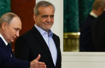 Φεύγουν εσπευσμένα από το Ιράν τουλάχιστον 500 Ρώσοι – Θα επιστρέψουν στη Ρωσία μέσω του Αζερμπαϊτζάν