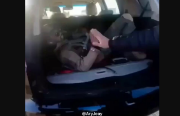 Βίντεο: Οι Αμερικανοί πιλότοι του F-15 που καταρρίφθηκε στο Κουβέιτ είναι καλά στην υγεία τους