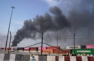 ΗΑΕ: Ιρανική επίθεση με drones κατά υποδομών αποθήκευσης πετρελαίου στη Φουτζέιρα (βίντεο)