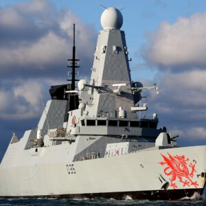 Ο Στάρμερ ανακοίνωσε ότι στέλνει αντιτορπιλικό για την προστασία των βάσεων στην Κύπρο