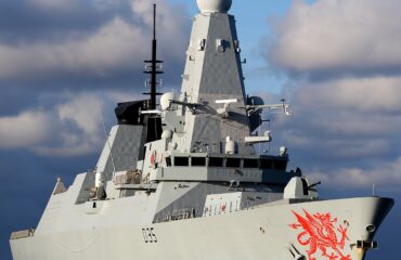 Ο Στάρμερ ανακοίνωσε ότι στέλνει αντιτορπιλικό για την προστασία των βάσεων στην Κύπρο