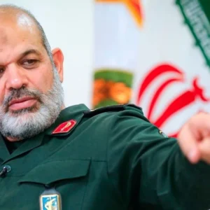 Το προφίλ του Αχμάντ Βαχίντι: Γιατί το Ιράν εναποθέτει τις ελπίδες του στον νέο διοικητή των Φρουρών της Επανάστασης