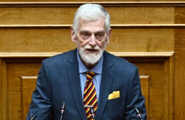 Γ.Λοβέρδος: «1.500 Έλληνες εγκλωβισμένοι στα ΗΑΕ – Αν δεν ανοίξει ο εναέριος χώρος δεν μπορούν να μεταφερθούν»