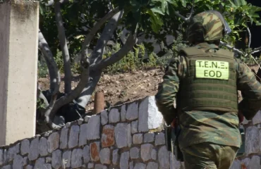 Χαλκιδική: Βρέθηκε οβίδα σε οικόπεδο – Εξουδετερώθηκε με ασφάλεια από το στρατό