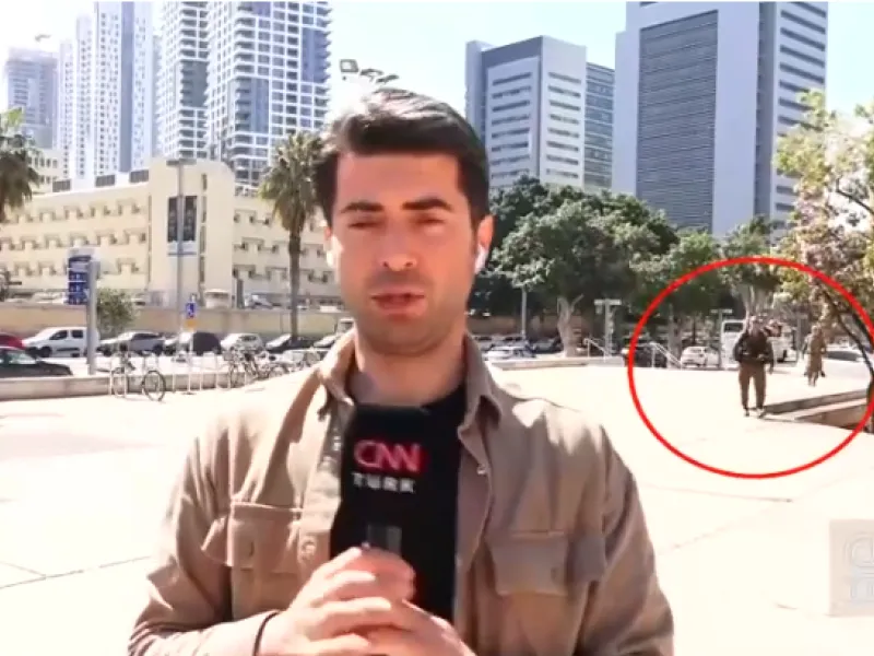 Βίντεο: Οι ισραηλινές αρχές συνέλαβαν Τούρκους δημοσιογράφους που βιντεοσκοπούσαν κοντά σε στρατιωτική βάση