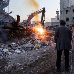Σύμβουλος ανώτατου ηγέτη του Ιράν: «Θα πολεμάμε όσο θέλουμε»!
