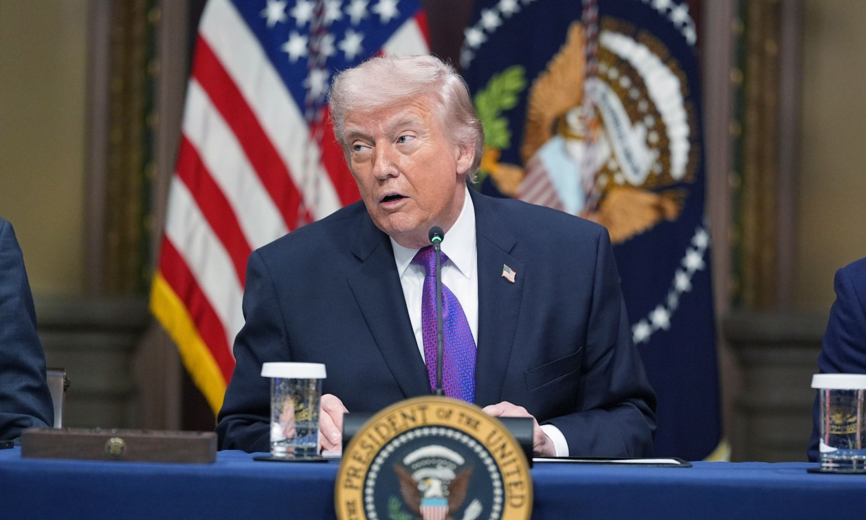 Ν.Τραμπ για πόλεμο στο Ιράν: «Είναι επιτυχημένος – Του βάζω 15 στα 10 – Είναι τρελοί, θα είχαν και πυρηνικά»