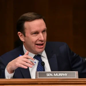 Γερουσιαστής Κρις Μέρφι: «Μας είπαν ότι δεν μπορούν να προστατέψουν τους Αμερικανούς στρατιώτες από τα drones»