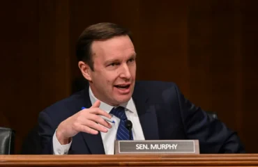 Γερουσιαστής Κρις Μέρφι: «Μας είπαν ότι δεν μπορούν να προστατέψουν τους Αμερικανούς στρατιώτες από τα drones»