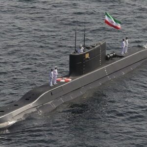 Οι Αμερικανοί βομβάρδισαν και έθεσαν εκτός μάχης το ιρανικό υποβρύχιο IRIS Fateh (920) κλάσης KILO