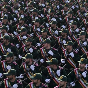 Αναφορές ότι το Ιράν ενεργοποιεί δύναμη 100.000 ανδρών άμεσης επέμβασης αν χρειαστεί να καταστείλει τους Κούρδους